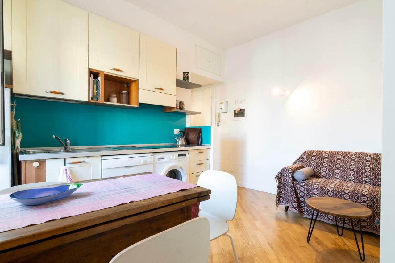 Lomazzo Flat Apartment Milan Bagian luar foto